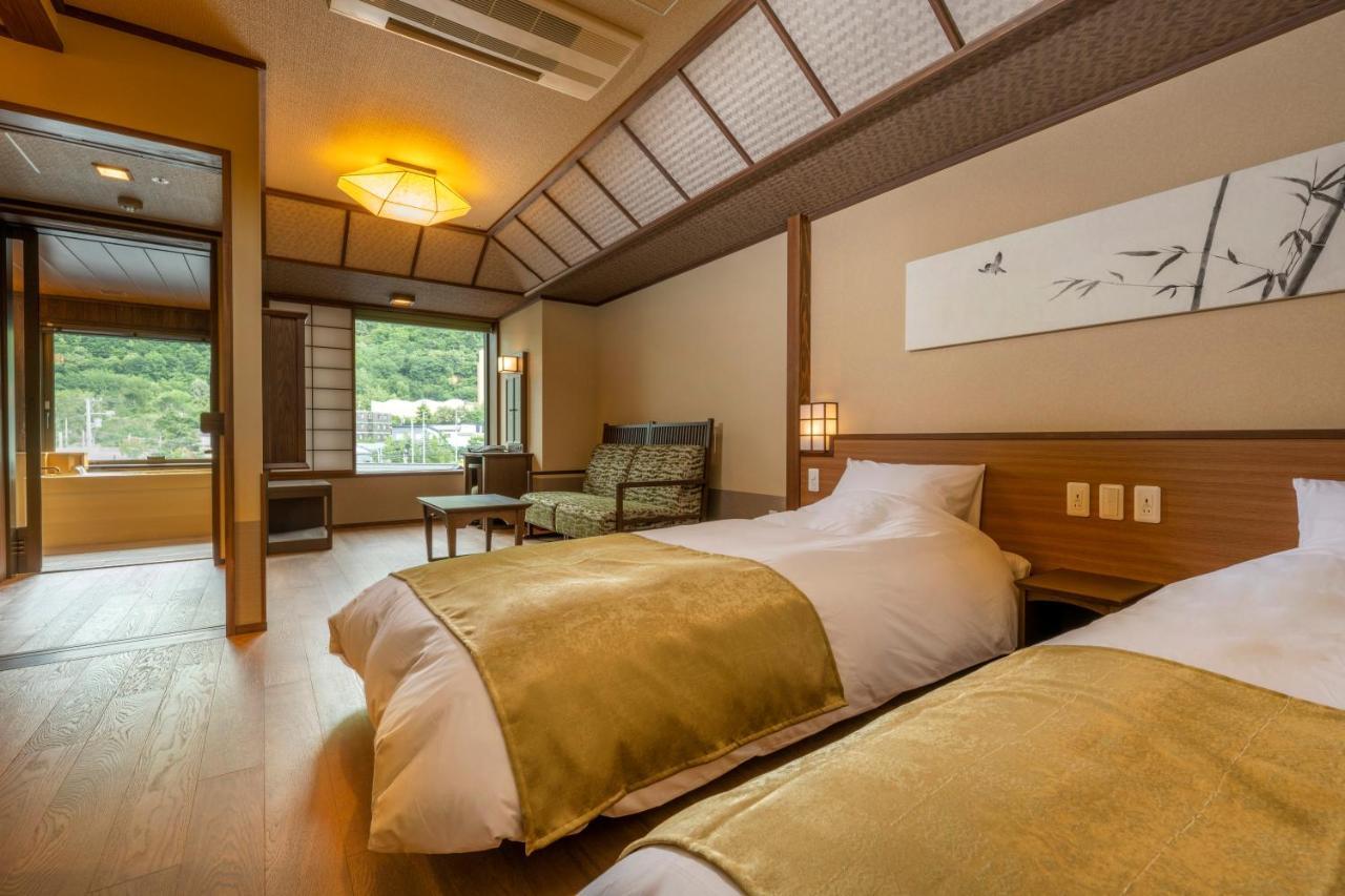 Готель Jozankei Onsen Yurakusoan Саппоро Екстер'єр фото