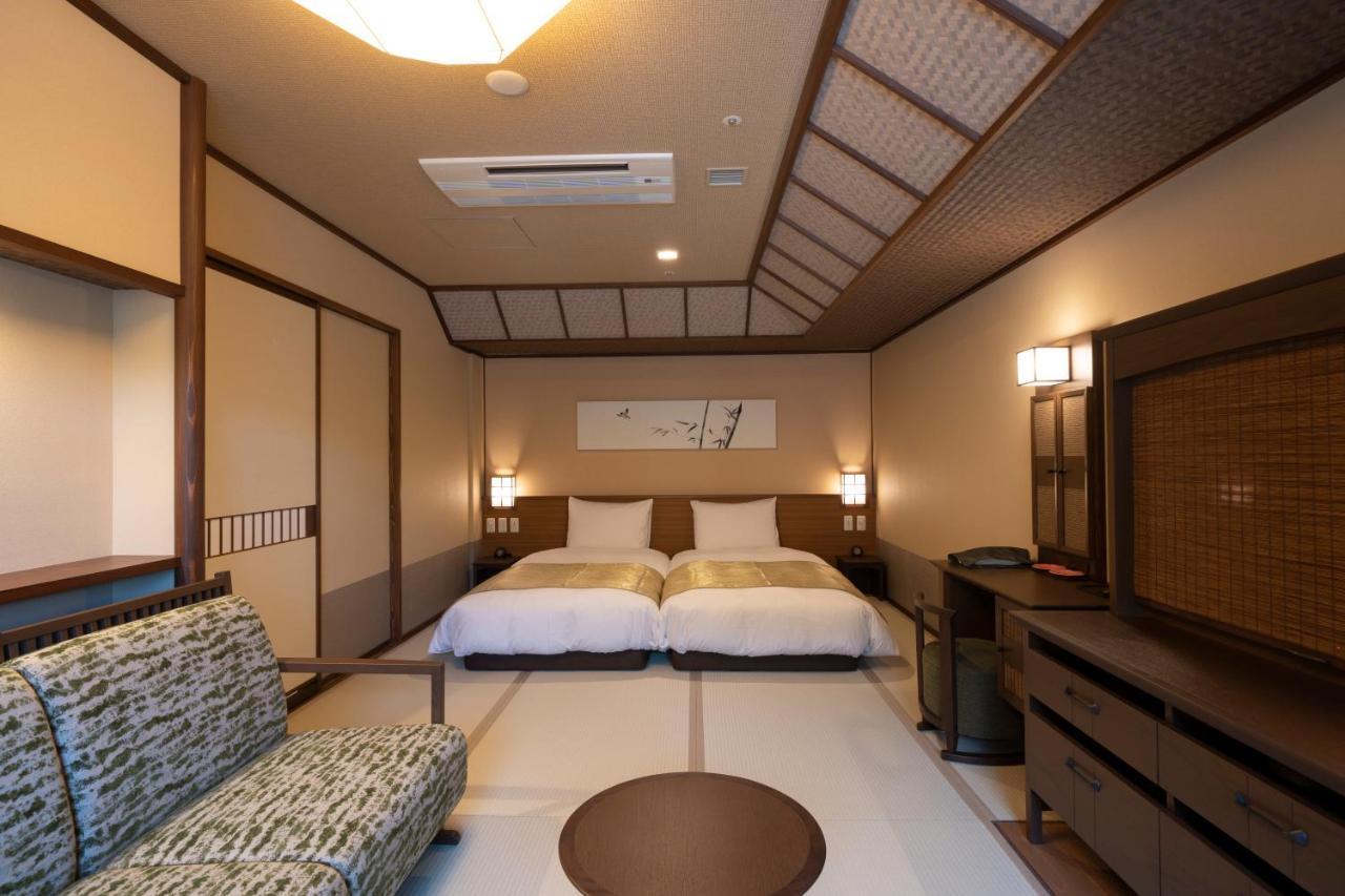 Готель Jozankei Onsen Yurakusoan Саппоро Екстер'єр фото