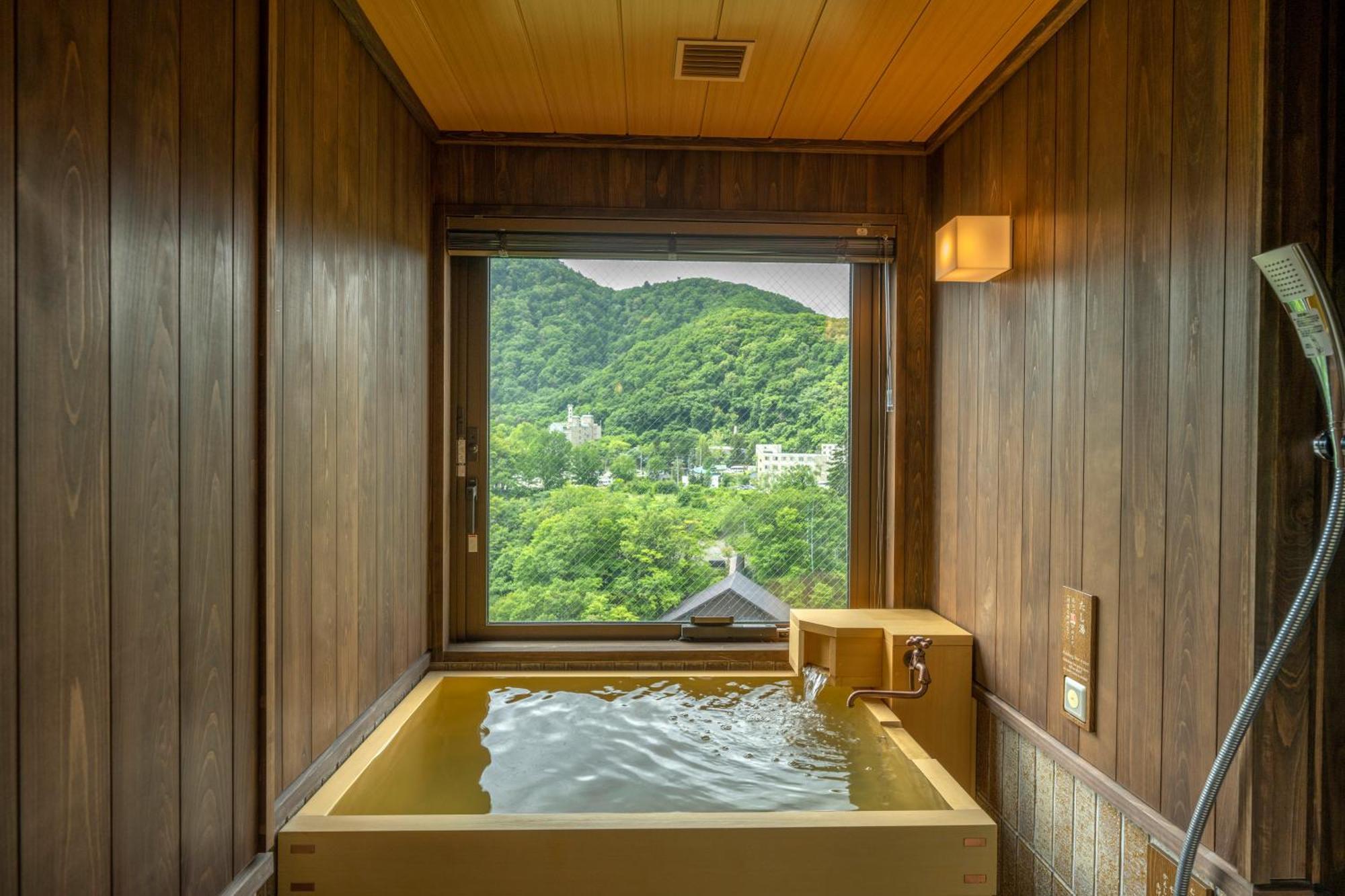 Готель Jozankei Onsen Yurakusoan Саппоро Екстер'єр фото